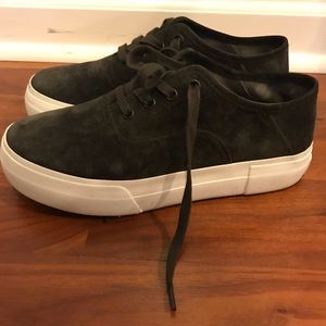 Vince Sneakers